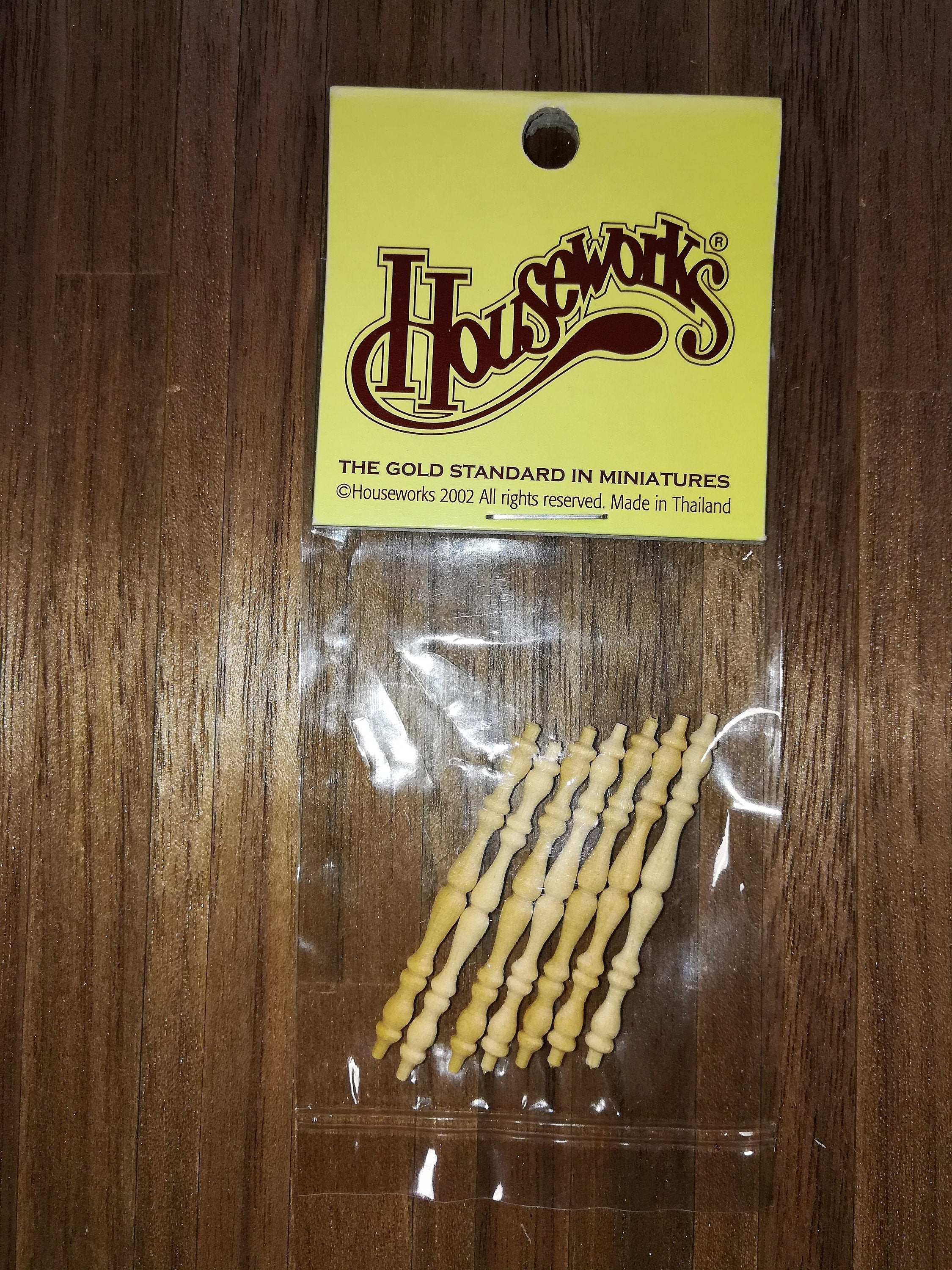 Dollhouse Spindles Small Wood for Building 8 Pieces 1:12 Scale 1 1/2 ...